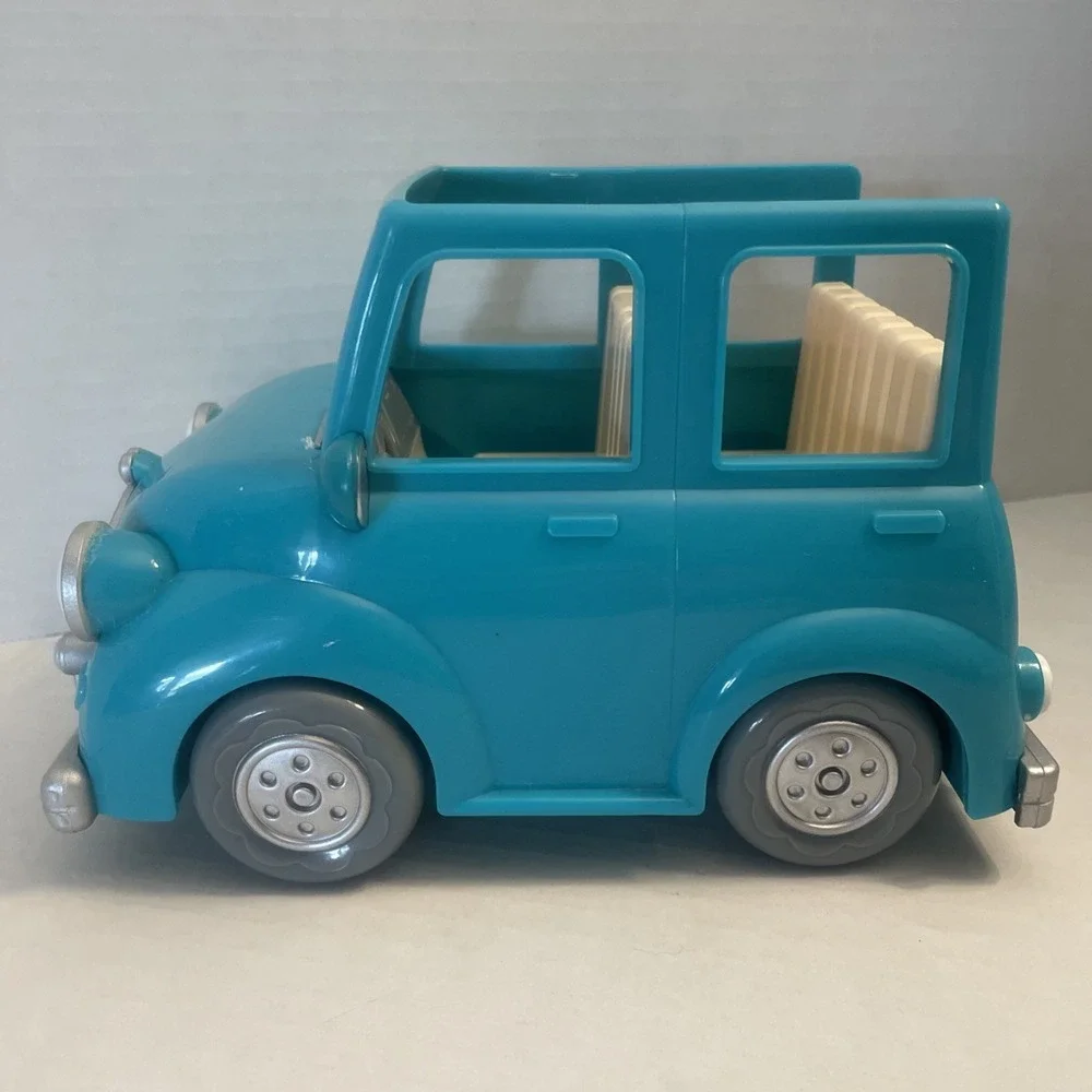 Li'l Woodzeez Calico Critters‎ Blue Teal Breezy Car Toy